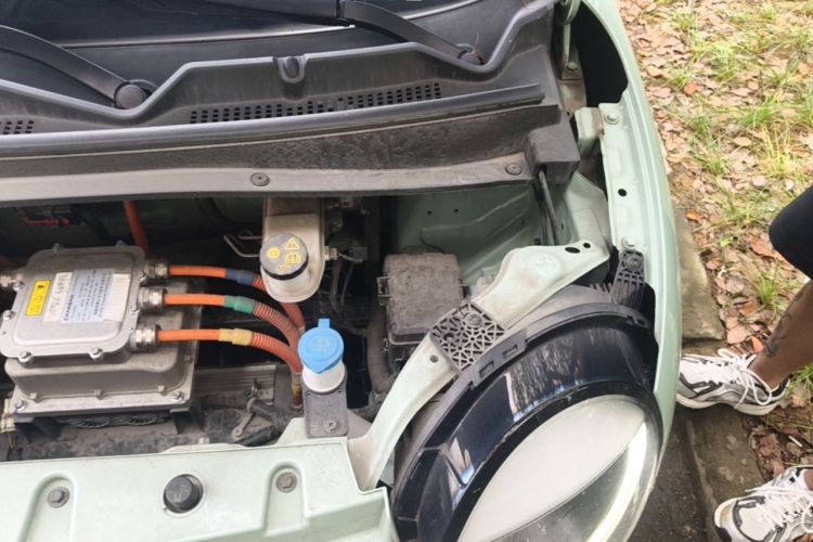 Used CHANGAN NEVO Lumin 2022 210km Sweet Edition Engine Bay Left