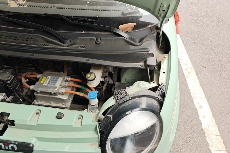 Used CHANGAN NEVO Lumin 2022 210km Sweet Edition Engine Bay Left
