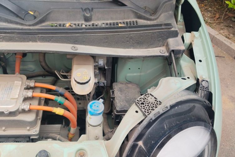 Used CHANGAN NEVO Lumin 2022 210km Sweet Edition Engine Bay Left