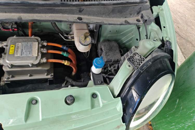 Used CHANGAN NEVO Lumin 2022 210km Sweet Edition Engine Bay Left