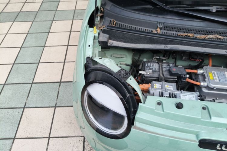 Used CHANGAN NEVO Lumin 2022 155 km – Refreshingly Sweet Edition Engine Bay Right