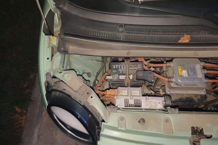 Used CHANGAN NEVO Lumin 2022 210km Sweet Edition Engine Bay Right