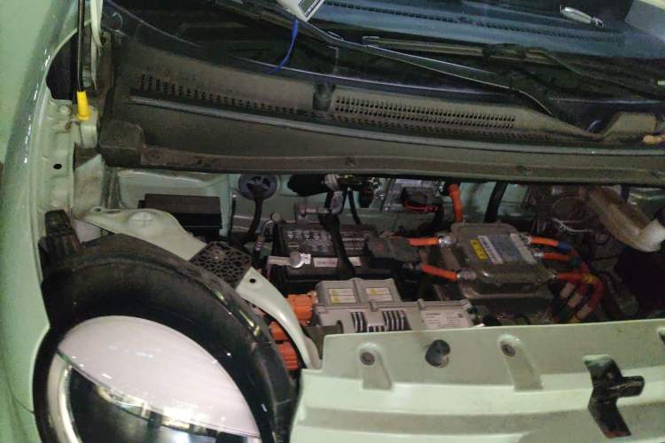 Used CHANGAN NEVO Lumin 2022 210km Sweet Edition Engine Bay Right