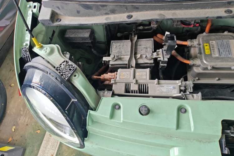 Used CHANGAN NEVO Lumin 2022 210km Sweet Edition Engine Bay Right