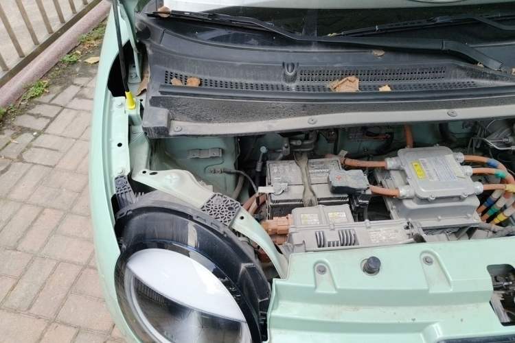 Used CHANGAN NEVO Lumin 2022 210km Sweet Edition Engine Bay Right