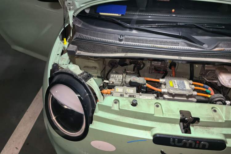 Used CHANGAN NEVO Lumin 2022 155 km – Refreshingly Sweet Edition Engine Bay Right