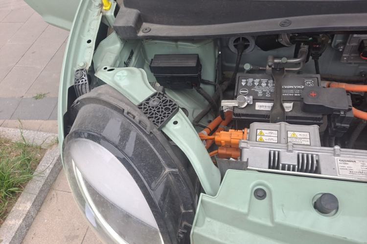 Used CHANGAN NEVO Lumin 2022 210km Sweet Edition Engine Bay Right