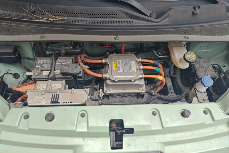 Used CHANGAN NEVO Lumin 2022 301km Honey-Sweet Version Engine Bay