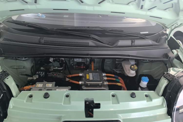 Used CHANGAN NEVO Lumin 2022 155 km – Refreshingly Sweet Edition Engine Bay