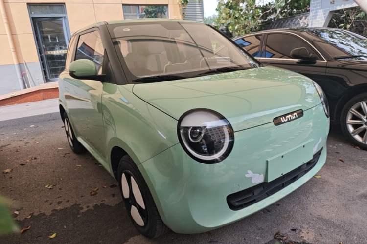 Used CHANGAN NEVO Lumin 2022 155 km – Refreshingly Sweet Edition Exterior 1