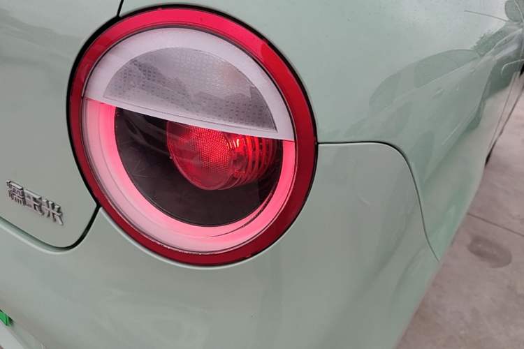 Used CHANGAN NEVO Lumin 2022 210km Sweet Edition Exterior 3