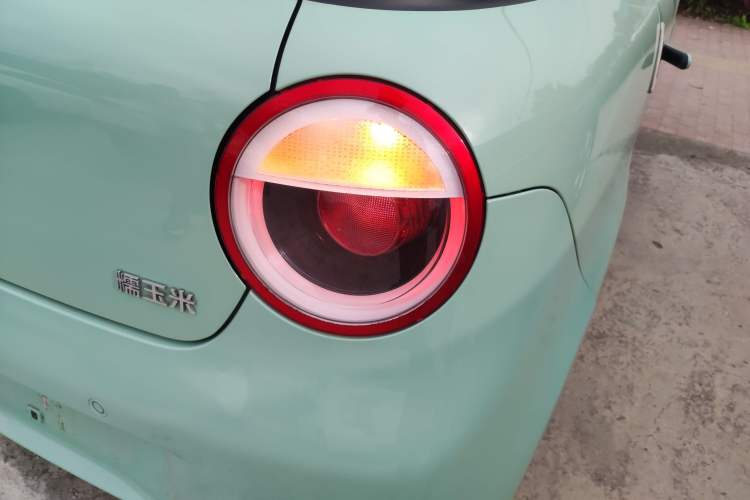 Used CHANGAN NEVO Lumin 2022 210km Sweet Edition Exterior 3