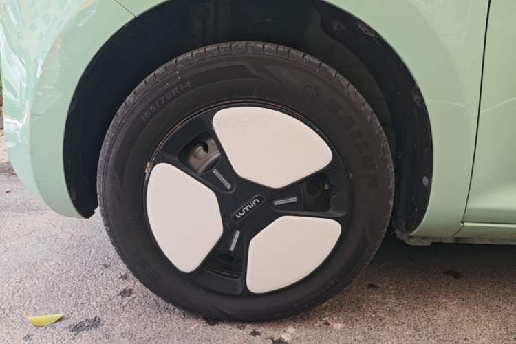 Used CHANGAN NEVO Lumin 2022 155 km – Refreshingly Sweet Edition Exterior 4