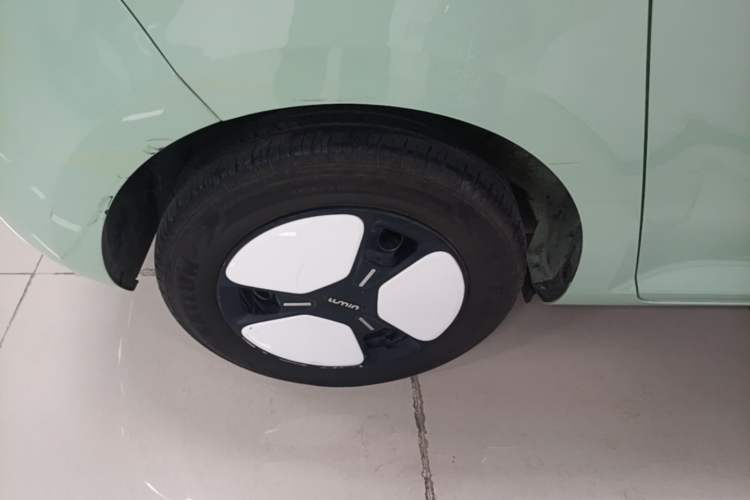 Used CHANGAN NEVO Lumin 2022 210km Sweet Edition Exterior 5
