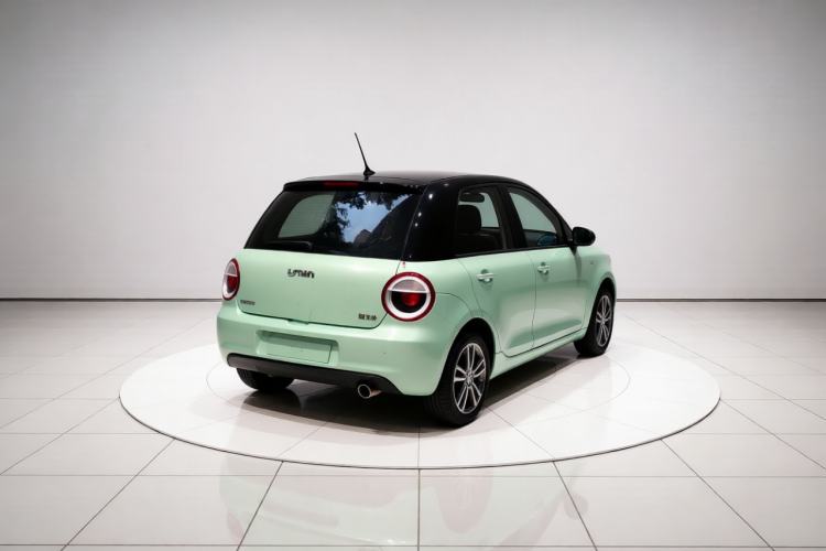 Used CHANGAN NEVO Lumin 2022 210km Sweet Edition Exterior 5