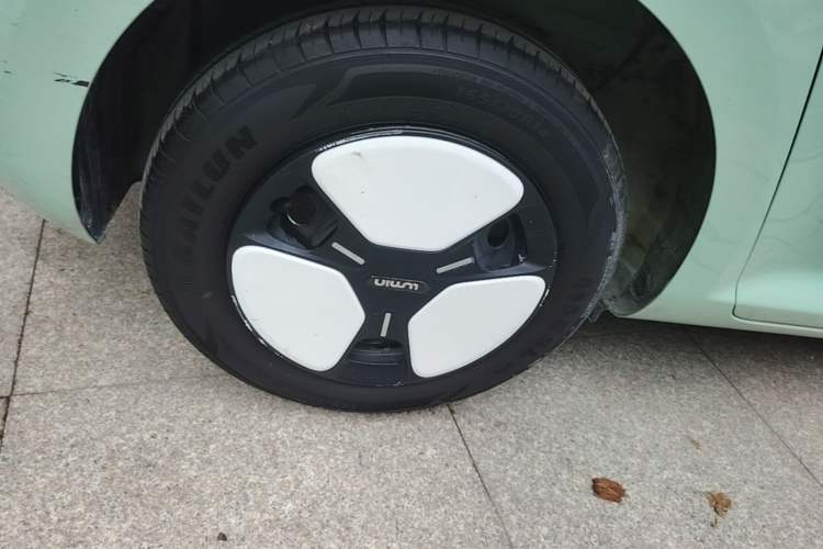 Used CHANGAN NEVO Lumin 2022 210km Sweet Edition Exterior 5