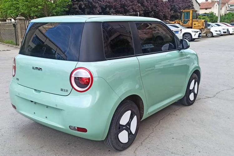Used CHANGAN NEVO Lumin 2022 155 km – Refreshingly Sweet Edition Exterior 7