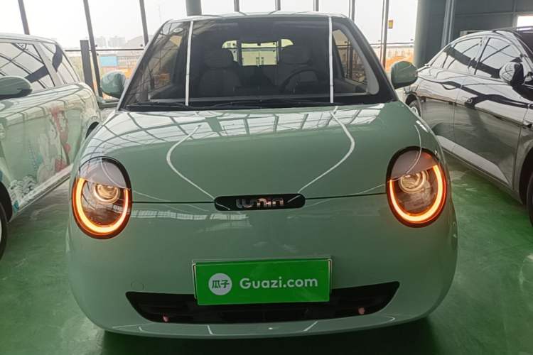 Used CHANGAN NEVO Lumin 2022 155 km – Refreshingly Sweet Edition Front