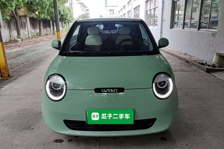Used CHANGAN NEVO Lumin 2022 155 km – Refreshingly Sweet Edition Front