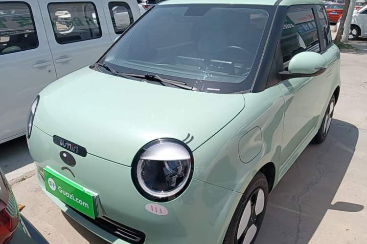 Used CHANGAN NEVO Lumin 2022 155 km – Refreshingly Sweet Edition Front