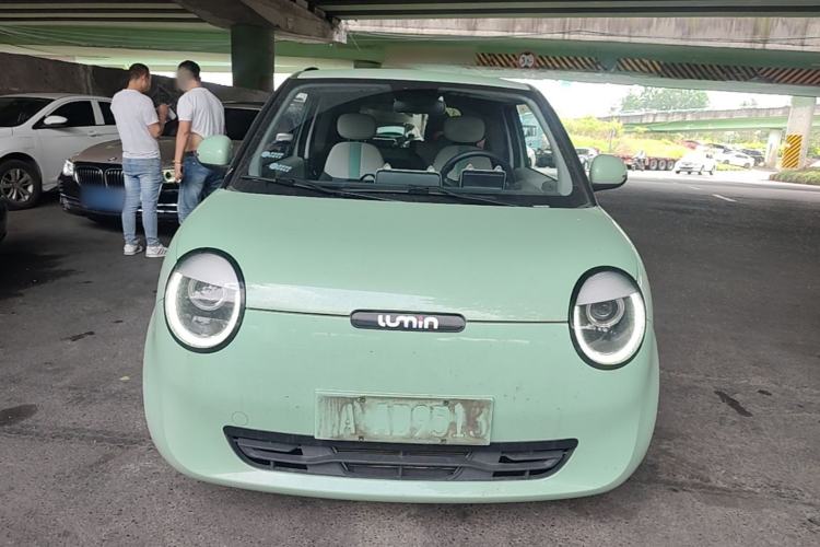 Used CHANGAN NEVO Lumin 2022 301km Honey-Sweet Version Front