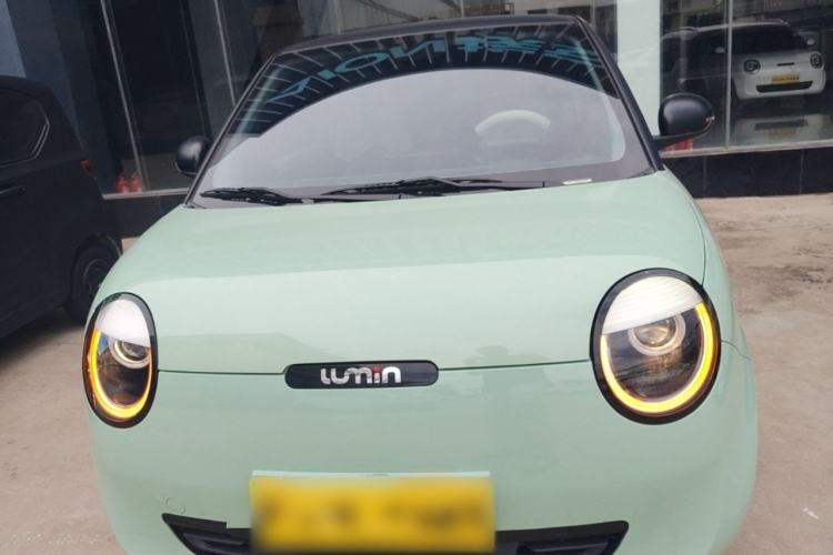Used CHANGAN NEVO Lumin 2022 155 km – Refreshingly Sweet Edition Front