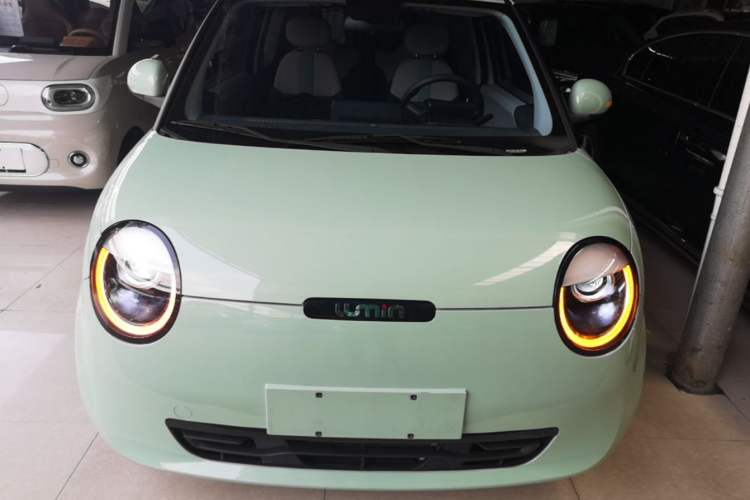 Used CHANGAN NEVO Lumin 2022 155 km – Refreshingly Sweet Edition Front