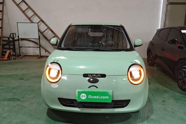 Used CHANGAN NEVO Lumin 2022 155 km – Refreshingly Sweet Edition Front