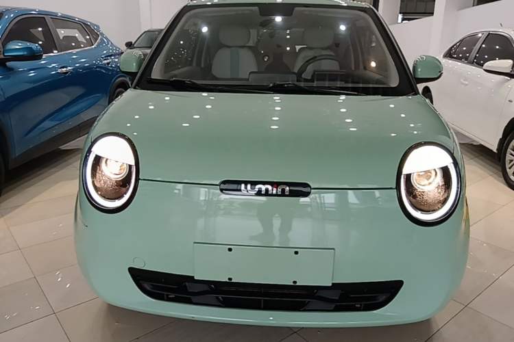 Used CHANGAN NEVO Lumin 2022 210km Sweet Edition Front