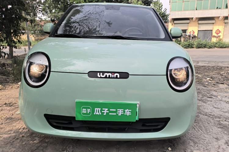 Used CHANGAN NEVO Lumin 2022 155 km – Refreshingly Sweet Edition Front