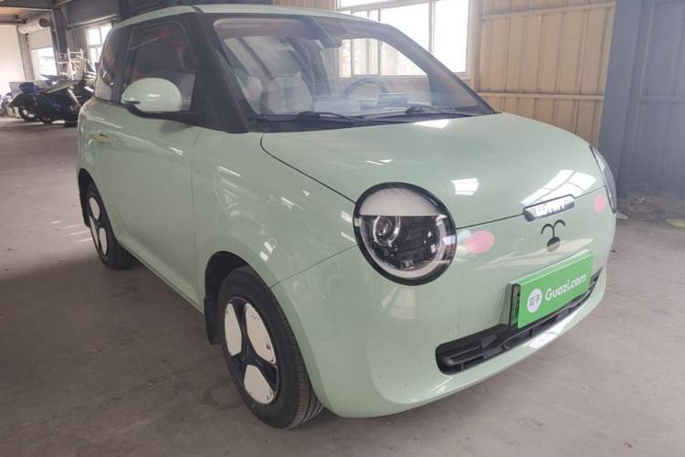 Used CHANGAN NEVO Lumin 2022 210km Sweet Edition Front Right 45 Deg