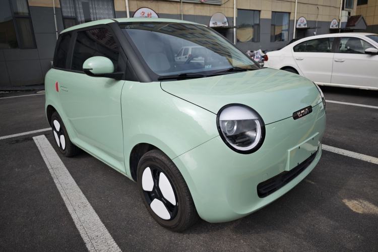 Used CHANGAN NEVO Lumin 2022 155 km – Refreshingly Sweet Edition Front Right 45 Deg