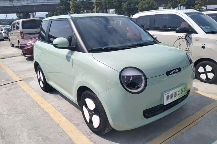 Used CHANGAN NEVO Lumin 2022 155 km – Refreshingly Sweet Edition Front Right 45 Deg