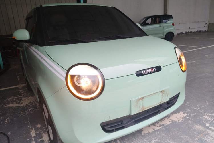 Used CHANGAN NEVO Lumin 2022 210km Sweet Edition Front Right 45 Deg