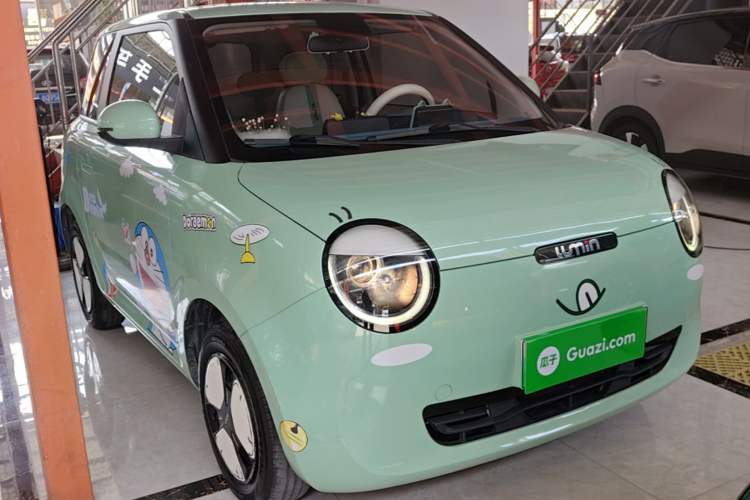 Used CHANGAN NEVO Lumin 2022 210km Sweet Edition Front Right 45 Deg