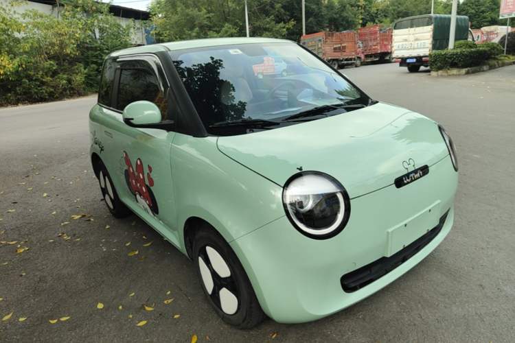 Used CHANGAN NEVO Lumin 2022 210km Sweet Edition Front Right 45 Deg
