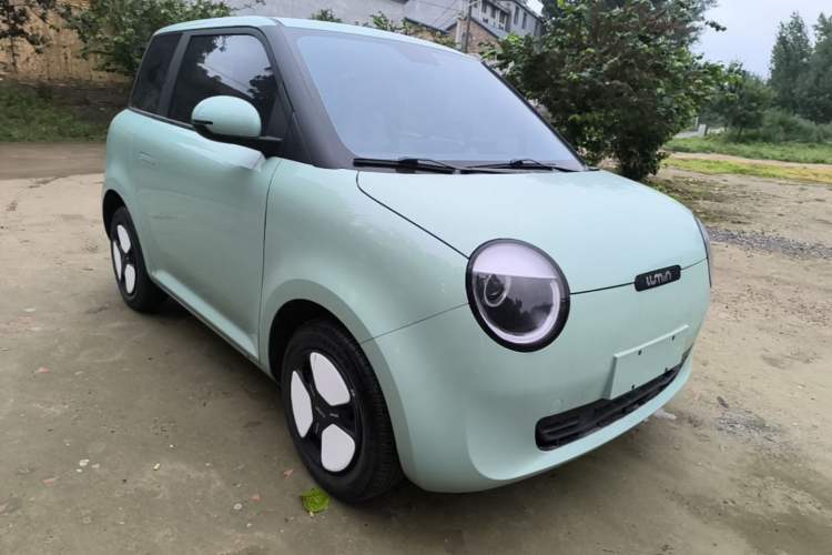 Used CHANGAN NEVO Lumin 2022 155 km – Refreshingly Sweet Edition Front Right 45 Deg