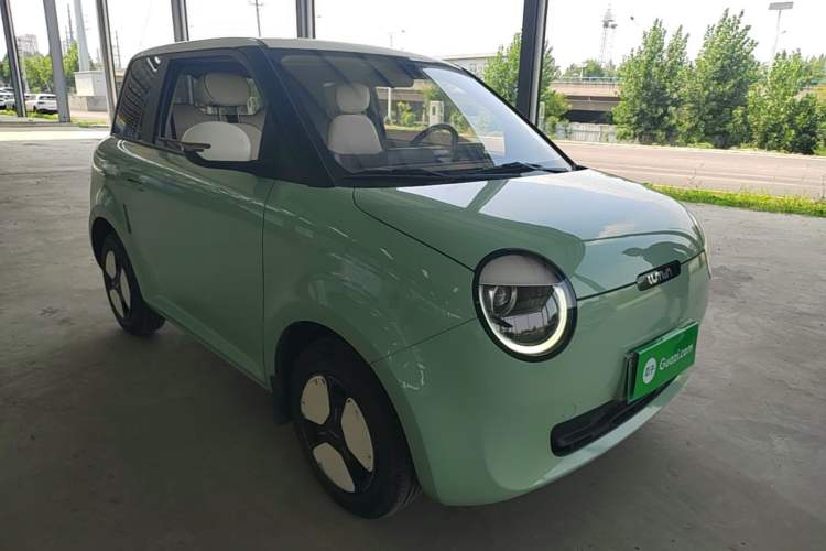 Used CHANGAN NEVO Lumin 2022 210km Sweet Edition Front Right 45 Deg