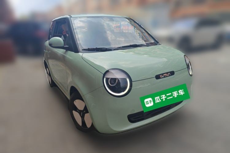 Used CHANGAN NEVO Lumin 2022 301km Honey-Sweet Version Front Right 45 Deg