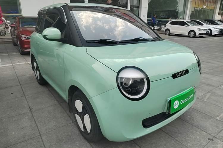 Used CHANGAN NEVO Lumin 2022 210km Sweet Edition Front Right 45 Deg