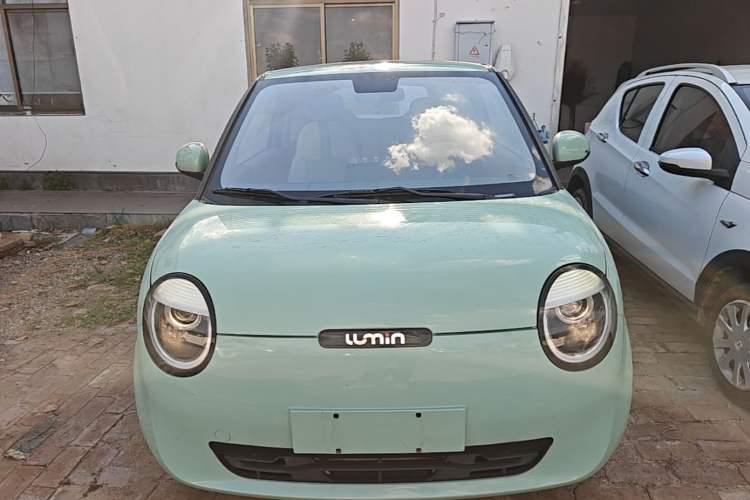 Used CHANGAN NEVO Lumin 2022 210km Sweet Edition Front