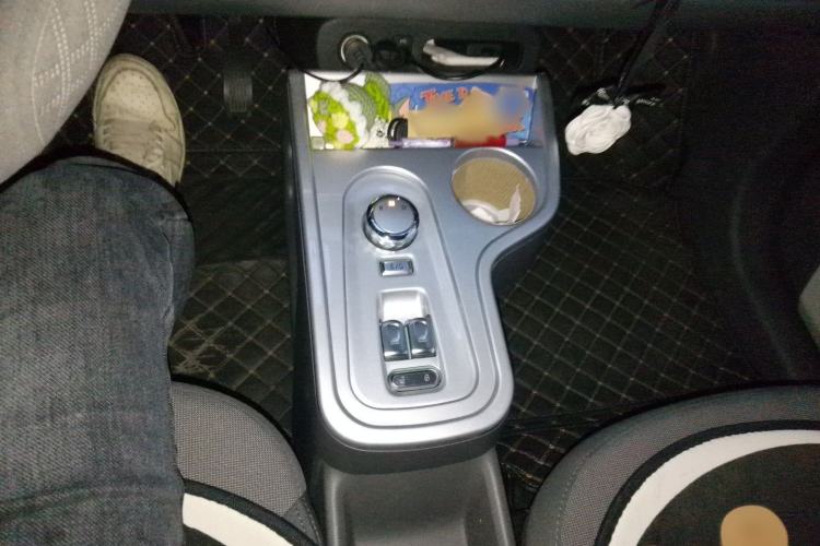 Used CHANGAN NEVO Lumin 2022 210km Sweet Edition Gear Lever
