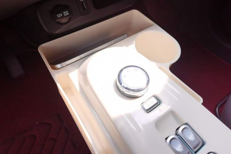 Used CHANGAN NEVO Lumin 2022 210km Sweet Edition Gear Lever