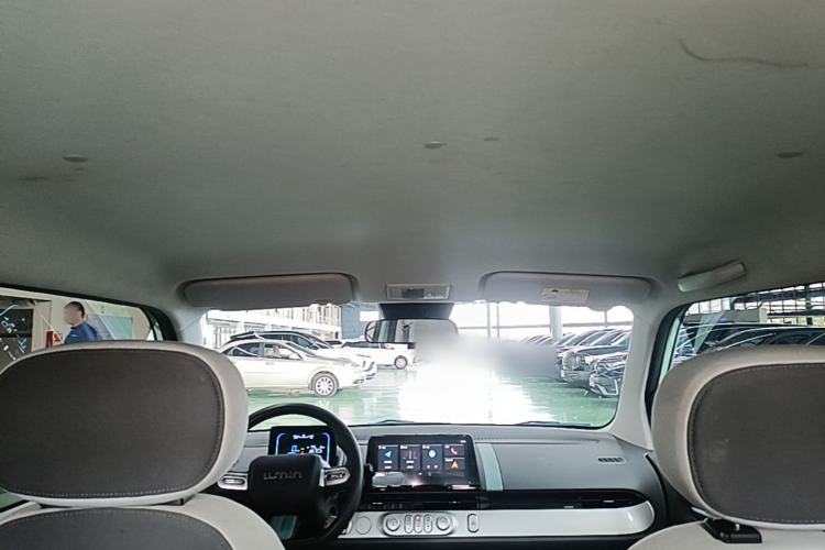 Used CHANGAN NEVO Lumin 2022 155 km – Refreshingly Sweet Edition Headliner