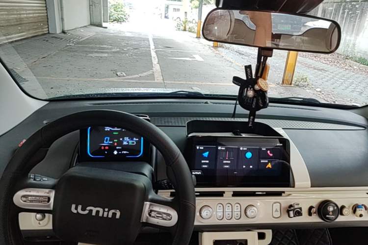 Used CHANGAN NEVO Lumin 2022 155 km – Refreshingly Sweet Edition Headliner