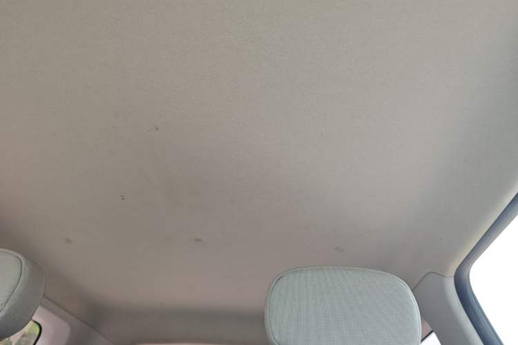 Used CHANGAN NEVO Lumin 2022 155 km – Refreshingly Sweet Edition Headliner