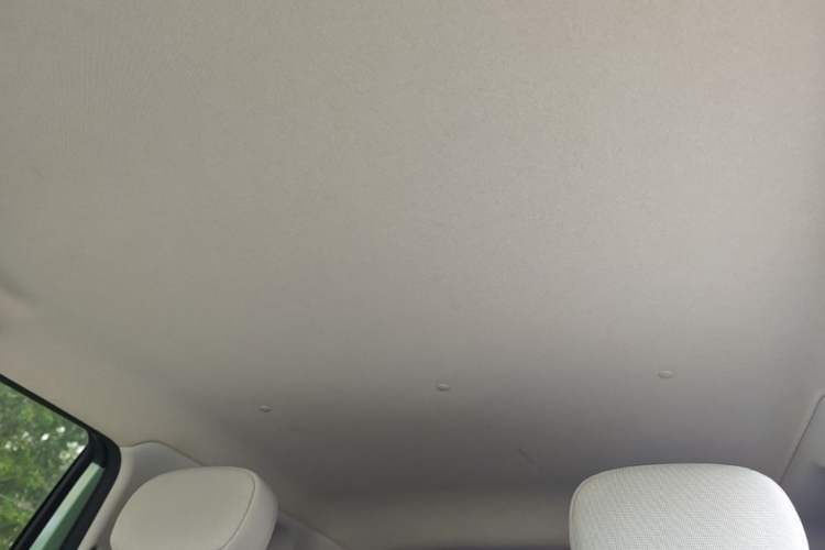 Used CHANGAN NEVO Lumin 2022 155 km – Refreshingly Sweet Edition Headliner
