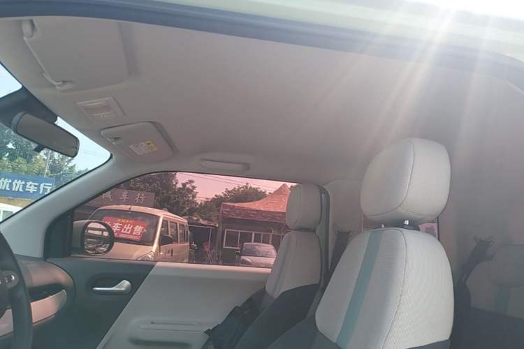 Used CHANGAN NEVO Lumin 2022 155 km – Refreshingly Sweet Edition Headliner