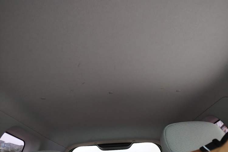 Used CHANGAN NEVO Lumin 2022 155 km – Refreshingly Sweet Edition Headliner