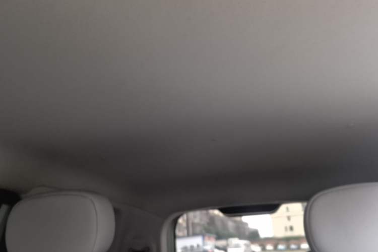 Used CHANGAN NEVO Lumin 2022 155 km – Refreshingly Sweet Edition Headliner